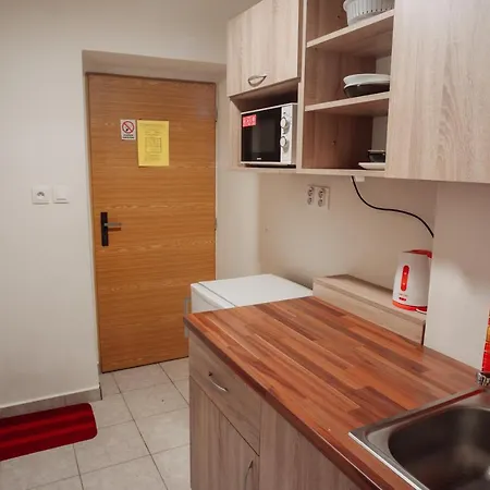 Guest house Quattro *